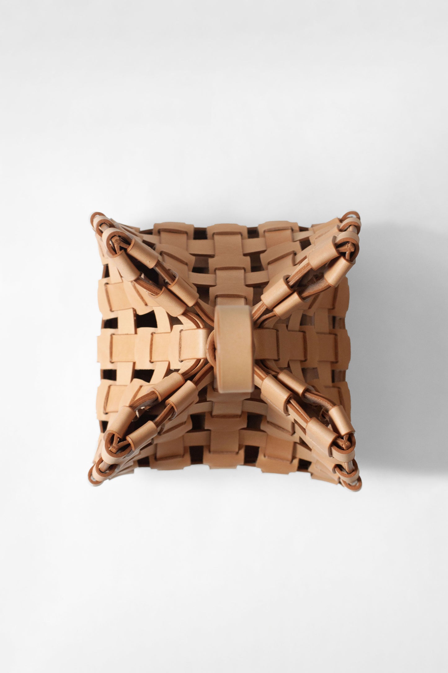 Cubo | Hand-woven